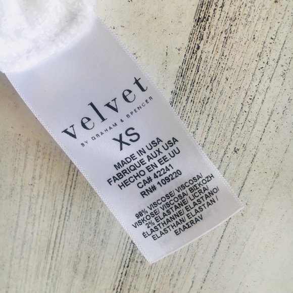 NWOT Velvet Graham Spencer Waffle Knit Hanky Hem Top White Cropped - Picture 4 of 9